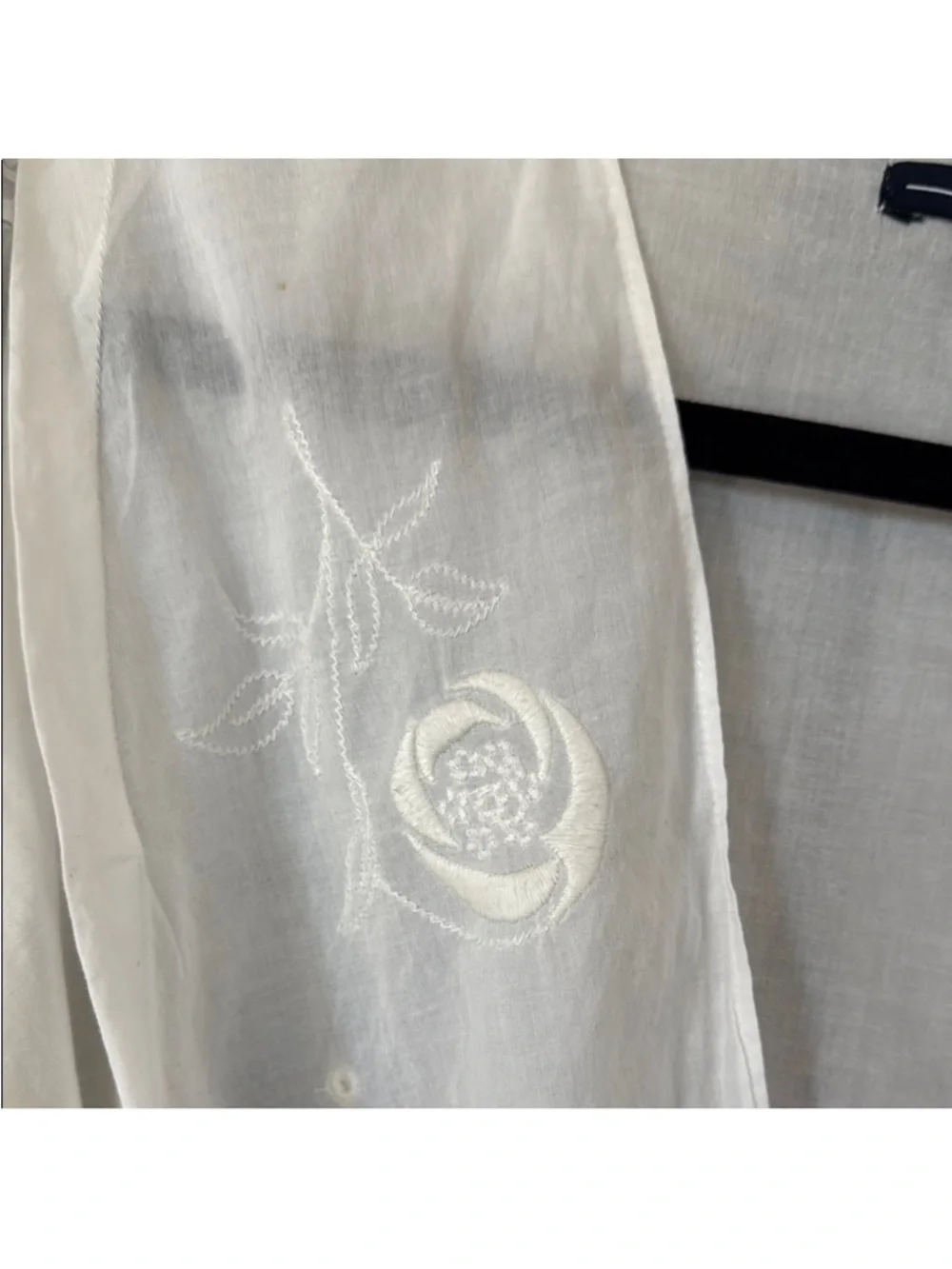 GAP White Embroidered Tie-Front Wrap Blouse - Picture 2 of 8